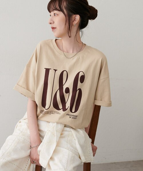 DISCOAT(ディスコート)の「【Enlude】アソート縦長ナンバーロゴTシャツ《ユニセックス》(Tシャツ/カットソー・レディース・ブラウン/パープル/ライトベージュ/ベージュ/チャコールグレー・FREE)」の3枚目の写真