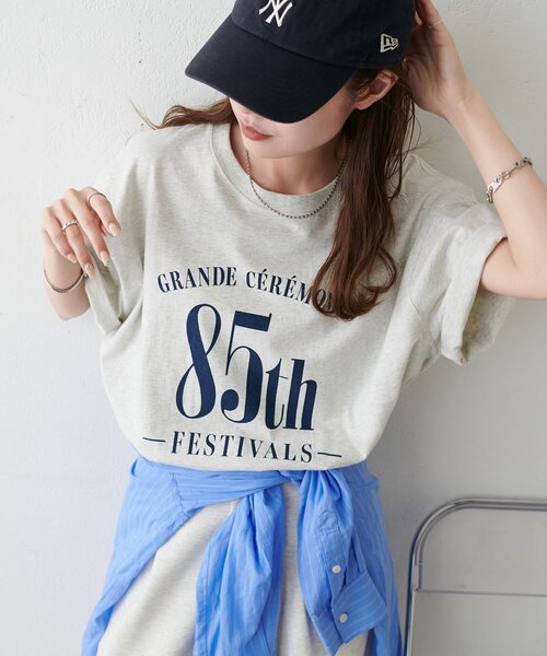 DISCOAT(ディスコート)の「【Enlude】アソート縦長ナンバーロゴTシャツ《ユニセックス》(Tシャツ/カットソー・レディース・ブラウン/パープル/ライトベージュ/ベージュ/チャコールグレー・FREE)」の4枚目の写真