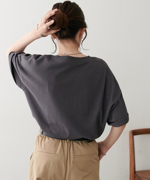 DISCOAT(ディスコート)の「【Enlude】アソート縦長ナンバーロゴTシャツ《ユニセックス》(Tシャツ/カットソー・レディース・ブラウン/パープル/ライトベージュ/ベージュ/チャコールグレー・FREE)」の22枚目の写真