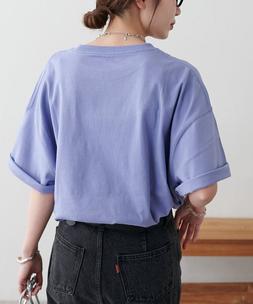 DISCOAT(ディスコート)の「【Enlude】アソート縦長ナンバーロゴTシャツ《ユニセックス》(Tシャツ/カットソー・レディース・ブラウン/パープル/ライトベージュ/ベージュ/チャコールグレー・FREE)」の6枚目の写真