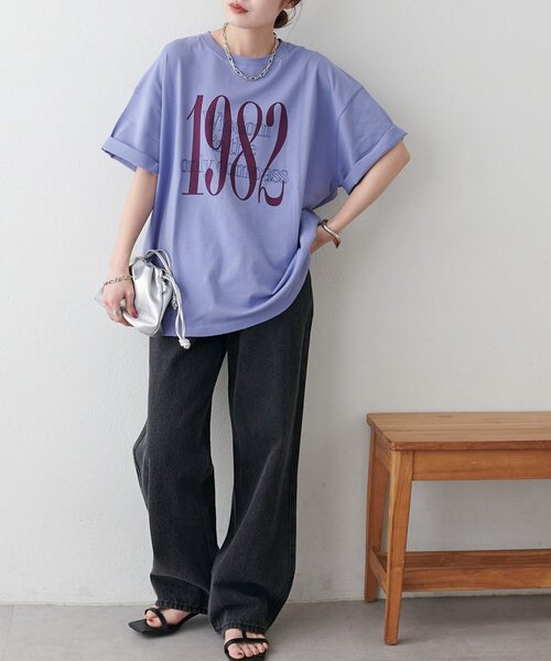DISCOAT(ディスコート)の「【Enlude】アソート縦長ナンバーロゴTシャツ《ユニセックス》(Tシャツ/カットソー・レディース・ブラウン/パープル/ライトベージュ/ベージュ/チャコールグレー・FREE)」の8枚目の写真