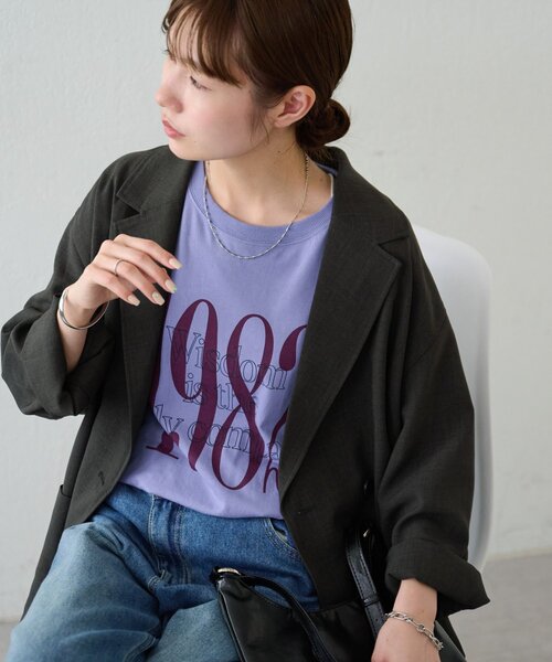 DISCOAT(ディスコート)の「【Enlude】アソート縦長ナンバーロゴTシャツ《ユニセックス》(Tシャツ/カットソー・レディース・ブラウン/パープル/ライトベージュ/ベージュ/チャコールグレー・FREE)」の10枚目の写真