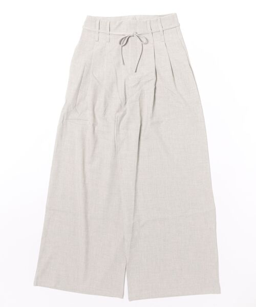 LAULEN（ローレン）の「double tuck belted wide pants /ダブルタック共布ベルト付きワイドパンツ（スラックス・レディース・アイボリー/チャコールグレー/ベージュ・S/M）」の2枚目の写真