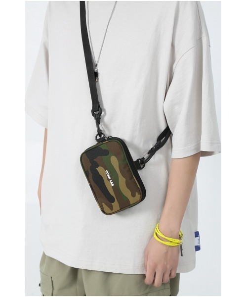 tokohana(トコハナ)の「ショルダーバッグ サコッシュ スマホショルダー メンズ レディース ミニバッグ(ボディバッグ/ウエストポーチ・レディース・ブラック/ブルー/グリーン/グリーン系その他・FREE)」の12枚目の写真