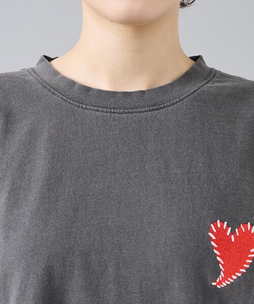 Revo.(レボ)の「【Revo. / レヴォ】TH-3786-A ハートエンブロイ ピグメント加工 半袖Tシャツ / ユニセックス(Tシャツ/カットソー・メンズ・ブラック系その他/ブラック系その他2・フリー)」の8枚目の写真