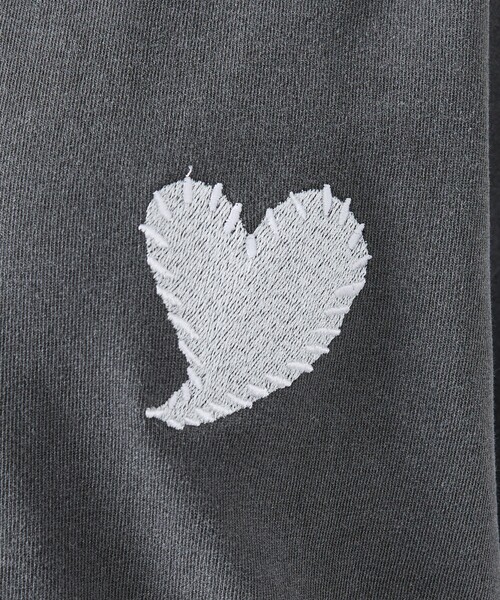 Revo.(レボ)の「【Revo. / レヴォ】TH-3786-A ハートエンブロイ ピグメント加工 半袖Tシャツ / ユニセックス(Tシャツ/カットソー・メンズ・ブラック系その他/ブラック系その他2・フリー)」の11枚目の写真