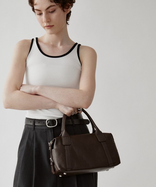 arholiday.standard(エーアールホリデースタンダード)の「2way real leather medium boston bag / 2wayリアルレザーミドルボストンバッグ(ボストンバッグ・レディース・ブラウン/ブラック/グレイッシュベージュ・FREE)」の20枚目の写真