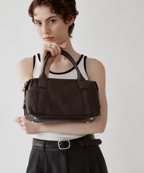 arholiday.standard(エーアールホリデースタンダード)の「2way real leather medium boston bag / 2wayリアルレザーミドルボストンバッグ(ボストンバッグ・レディース・ブラウン/ブラック/グレイッシュベージュ・FREE)」の21枚目の写真