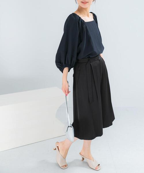 URBAN RESEARCH ROSSO WOMEN(アーバンリサーチ ロッソ)の「キュプラリネンオフショル2WAYブラウス(シャツ/ブラウス・レディース・ネイビー/ホワイト・FREE)」の16枚目の写真