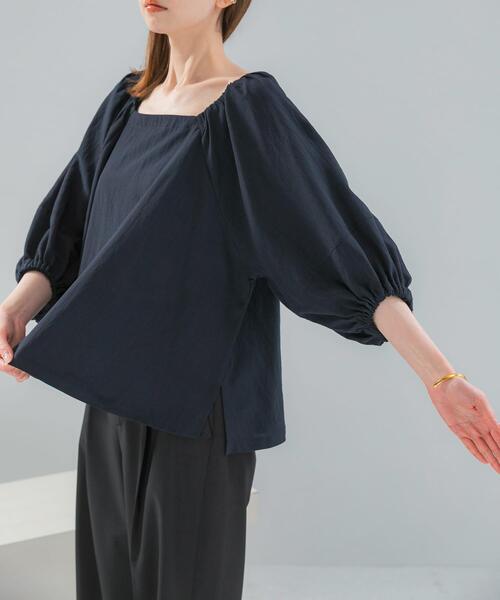 URBAN RESEARCH ROSSO WOMEN(アーバンリサーチ ロッソ)の「キュプラリネンオフショル2WAYブラウス(シャツ/ブラウス・レディース・ネイビー/ホワイト・FREE)」の20枚目の写真