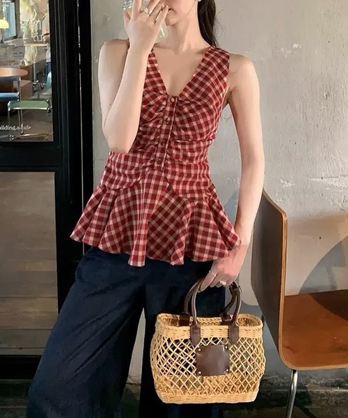 HALEY PESCA(ヘーリーペスカ)の「HALEY PESCA/フロントギャザーチェック柄フレアノースリーブトップス(シャツ/ブラウス・レディース・ブルー/レッド・MEDIUM/SMALL)」の14枚目の写真