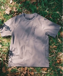 ARAKA（アラカ）の「ARAKA YAMAGI アラカ ヤマギ 半袖Tシャツ（Tシャツ/カットソー）」