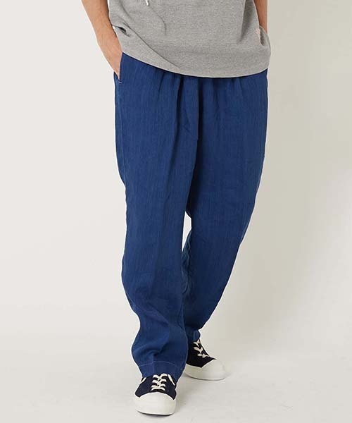BLUE BLUE(ブルーブルー)の「ハイカウントインディゴリネン ツイルイージーパンツ(スラックス・メンズ・インディゴブルー・M/S/L)」の2枚目の写真