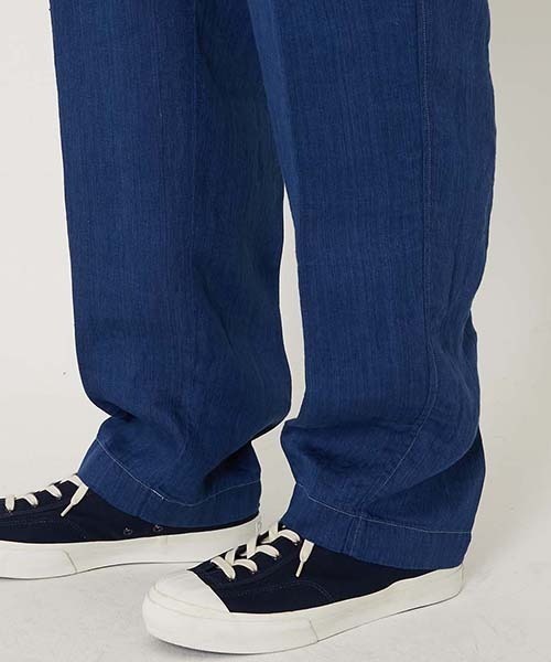 BLUE BLUE(ブルーブルー)の「ハイカウントインディゴリネン ツイルイージーパンツ(スラックス・メンズ・インディゴブルー・M/S/L)」の7枚目の写真