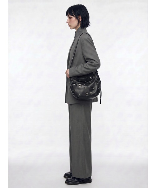 TAJEN:T(タジェント)の「【TAJEN:T】BACK OPEN TAILORED JACKET/バックオープンテーラードジャケット(テーラードジャケット・レディース・ブラック/グレー・2/1)」の4枚目の写真