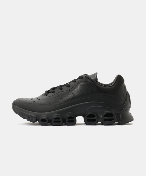 adidas Originals(アディダスオリジナルス)の「adidas Originals ADIFOM MEGARIDE THUG CLUB KI9522(スニーカー・メンズ・ブラック・26cm/26.5cm/27cm/27.5cm/28cm/28.5cm)」の1枚目の写真