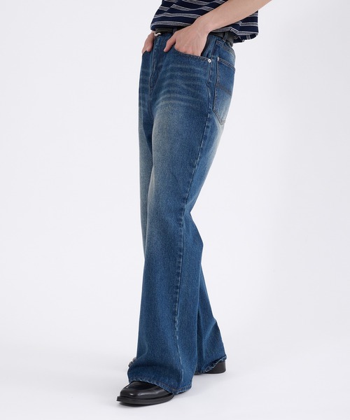 Perushu(ペルーシュ)の「VINTAGE WASHED BOOTSCUT DENIM/ヴィンテージ ウォッシュド ブーツカット デニム(デニムパンツ・メンズ・インディゴブルー/ブラック・LARGE/MEDIUM/SMALL)」の17枚目の写真