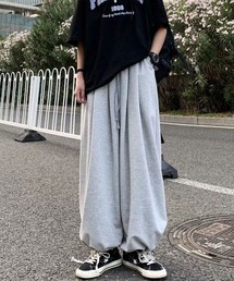 meJane（ミージェーン）の「ドローコード タックワイドスウェットパンツ（スウェットパンツ）」