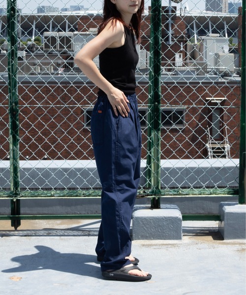UNIVERSAL OVERALL(ユニバーサルオーバーオール)の「CHILLPAN TAPERED/チルパンツ/ライトダックパンツ/テーパードパンツ(その他パンツ・メンズ・ブラック/グレー/ベージュ/ネイビー・L/M)」の4枚目の写真