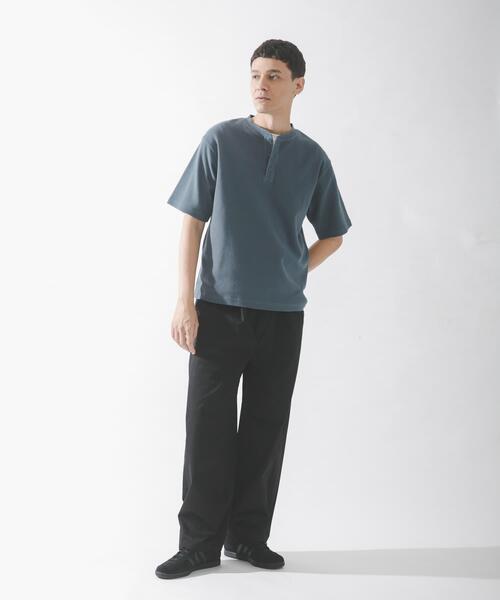 URBAN RESEARCH Sonny Label(アーバンリサーチサニーレーベル)の「ワッフルヘンリーネックTシャツ(Tシャツ/カットソー・メンズ・チャコールグレー/ブルー系その他/ホワイト・MEDIUM/LARGE)」の7枚目の写真