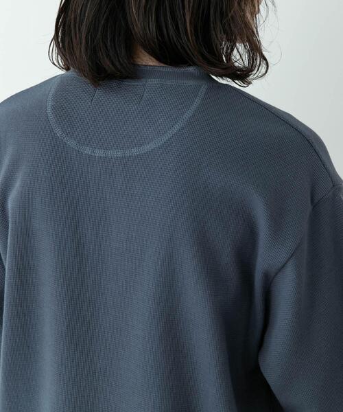 URBAN RESEARCH Sonny Label(アーバンリサーチサニーレーベル)の「ワッフルヘンリーネックTシャツ(Tシャツ/カットソー・メンズ・チャコールグレー/ブルー系その他/ホワイト・MEDIUM/LARGE)」の12枚目の写真