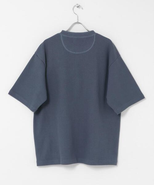 URBAN RESEARCH Sonny Label(アーバンリサーチサニーレーベル)の「ワッフルヘンリーネックTシャツ(Tシャツ/カットソー・メンズ・チャコールグレー/ブルー系その他/ホワイト・MEDIUM/LARGE)」の17枚目の写真