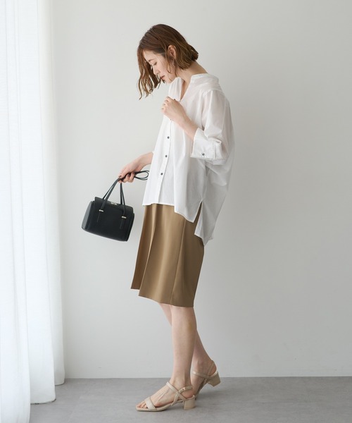 YECCA VECCA(イェッカヴェッカ)の「ペーパータッチドルマンシャツ(シャツ/ブラウス・レディース・ブルー/オフホワイト/ネイビー・FREE)」の5枚目の写真