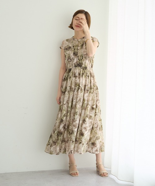 YECCA VECCA（イェッカヴェッカ）の「ぼかしフラワー柄ワンピース（ワンピース・レディース・グリーン/テラコッタ・FREE）」の16枚目の写真