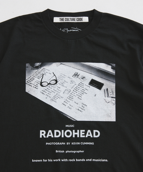 JOURNAL STANDARD relume（ジャーナルスタンダード　レリューム）の「《追加》【THE CULTURE CODE】レディオヘッド by Kevin Cummins フォトTシャツ（Tシャツ/カットソー・メンズ・ホワイト/ブラック/ブラック系その他/ホワイト系その他・MEDIUM/LARGE）」の21枚目の写真