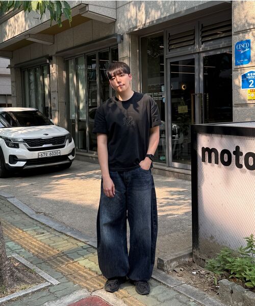 DNSR(ディーエヌエスアール)の「レガシーカーブドデニムパンツシャドーブルー(デニムパンツ・メンズ・その他・SMALL/MEDIUM/LARGE/X-LARGE)」の4枚目の写真