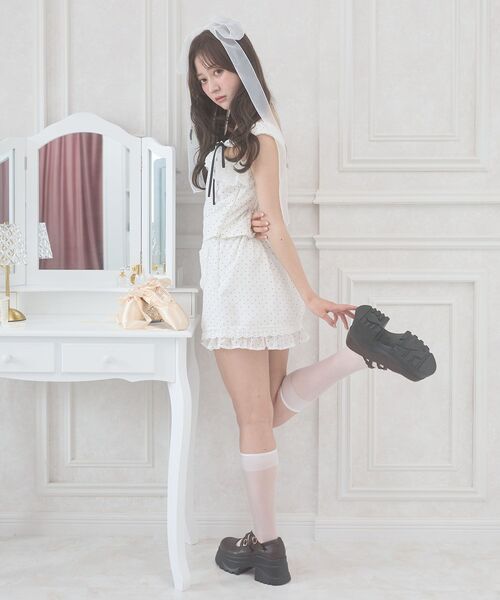 MAJESTIC LEGON（マジェスティックレゴン）の「2wayレースフリルビスチェ（その他トップス・レディース・ホワイト系その他/ブラック系その他・MEDIUM）」の4枚目の写真