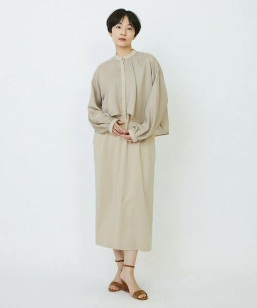 feerique(フィーリック)の「feerique メッシュ×ジャージドッキングワンピース(ワンピース・レディース・ベージュ・2/3)」の1枚目の写真