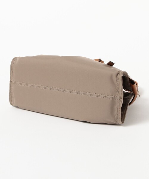 Demi-Luxe BEAMS（デミルクス ビームス）の「VIOLAd’ORO / BIANCA クロア ナイロン トートバッグ S（トートバッグ・レディース・ブラック系その他4/ブラック/チャコールグレー/カーキ/ブラウン系その他4・ONE SIZE）」の21枚目の写真