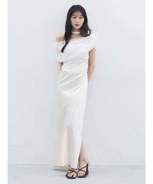 LAGUNAMOON(ラグナムーン)の「スリットサテンナロースカート 【夏服】【オフィスカジュアル】【マシンウォッシャブル】【接触冷感】(スカート・レディース・アイボリー/ブラウン・MEDIUM/SMALL)」の19枚目の写真