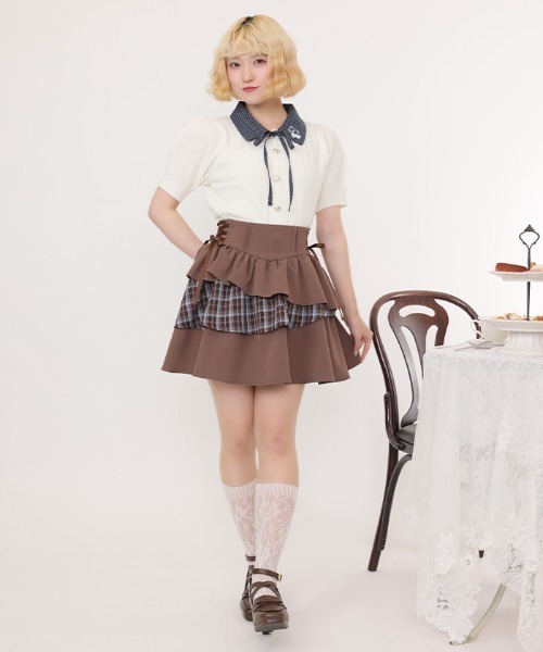 axes femme POETIQUE(アクシーズファムポエティック)の「イレヘムティアードミニスカート(スカート・レディース・グレー/ブラウン/ワイン・MEDIUM)」の11枚目の写真