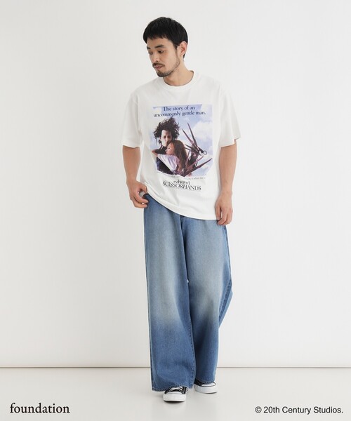 Right-on（ライトオン）の「【Right-on別注】ムービープリントTシャツ（Tシャツ/カットソー・レディース・ホワイト系1/チャコール/チャコールグレー/ライトグレー/ホワイト/ライトブルー・06/05/04）」の12枚目の写真