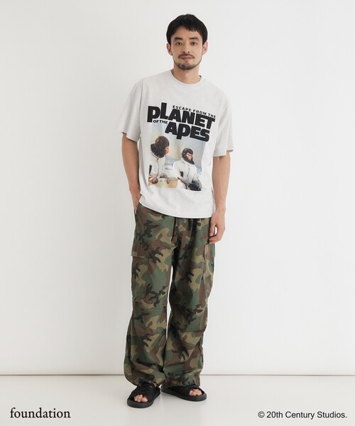 Right-on（ライトオン）の「【Right-on別注】ムービープリントTシャツ（Tシャツ/カットソー・レディース・ホワイト系1/チャコール/チャコールグレー/ライトグレー/ホワイト/ライトブルー・06/05/04）」の17枚目の写真