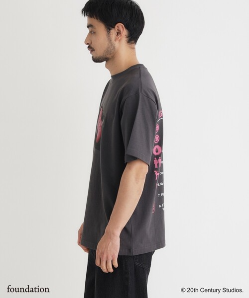 Right-on（ライトオン）の「【Right-on別注】ムービープリントTシャツ（Tシャツ/カットソー・レディース・ホワイト系1/チャコール/チャコールグレー/ライトグレー/ホワイト/ライトブルー・06/05/04）」の20枚目の写真