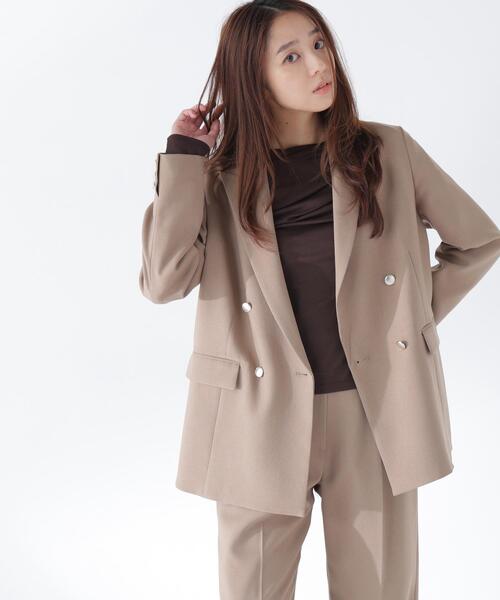 NATURAL BEAUTY BASIC(ナチュラルビューティーベーシック)の「ダブルブレスト SETUP ジャケット(テーラードジャケット・レディース・ブラウン/ネイビー/ブラック系その他2/キャメル・SMALL/MEDIUM)」の1枚目の写真