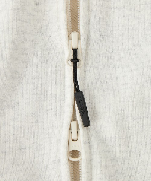 MARMOT（マーモット）の「【WEB先行予約】[Marmot/マーモット] 別注 ワンポイントロゴ刺繍 ジップパーカー（パーカー・レディース・ブラック/アッシュグレー・S/M/L/XL）」の9枚目の写真