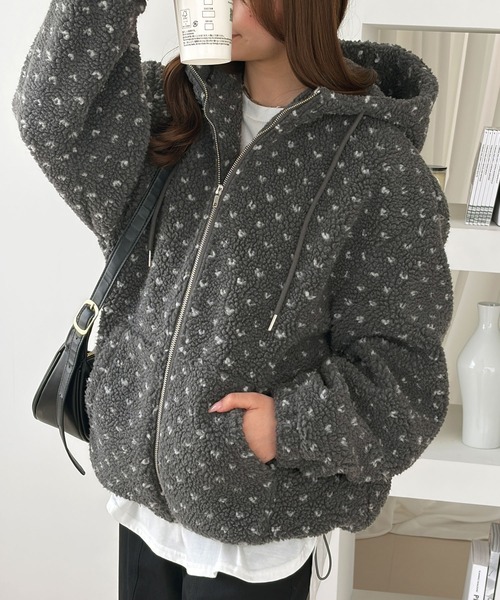 muet.（ミュエ）の「ハートドットボアブルゾン（ブルゾン・レディース・ブラウン/グレー・MEDIUM/LARGE）」の2枚目の写真
