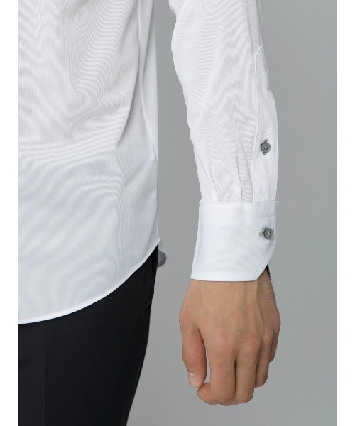 SUIT SQUARE(スーツスクエア)の「WEB限定/涼しい最高シャツ/ワイシャツ/ノンアイロンジャージー/ボタンダウン/FIT/ドレスシャツ(ビジネスシャツ・メンズ・ホワイト×ネイビー/ホワイト×グレー/ホワイト×ブラウン・S/M/L/LL/3L)」の16枚目の写真