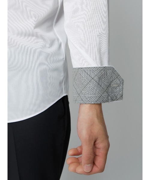 SUIT SQUARE(スーツスクエア)の「WEB限定/涼しい最高シャツ/ワイシャツ/ノンアイロンジャージー/ボタンダウン/FIT/ドレスシャツ(ビジネスシャツ・メンズ・ホワイト×ネイビー/ホワイト×グレー/ホワイト×ブラウン・S/M/L/LL/3L)」の4枚目の写真