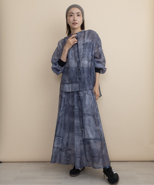 lodie(ロディ)の「【セットアップ可】デニム風シアープリント マキシスカート(スカート・レディース・ネイビー/ブラック・FREE)」の17枚目の写真