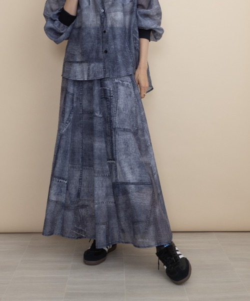 lodie(ロディ)の「【セットアップ可】デニム風シアープリント マキシスカート(スカート・レディース・ネイビー/ブラック・FREE)」の19枚目の写真