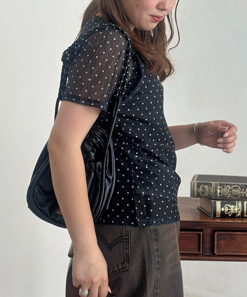 CPCM(シーピーシーエム)の「フェイクレイヤードドットシアーT(Tシャツ/カットソー・レディース・ブラック/グレー/ブラウン・FREE)」の16枚目の写真