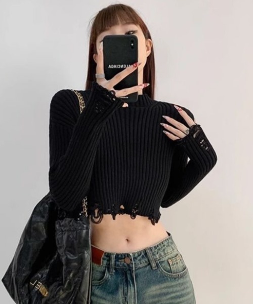 SHERU(シェル)の「ダメージ リブ クロップド丈 ニット ショート丈(ニット/セーター・レディース・ダークグレー/ホワイト/ブラック・M)」の3枚目の写真