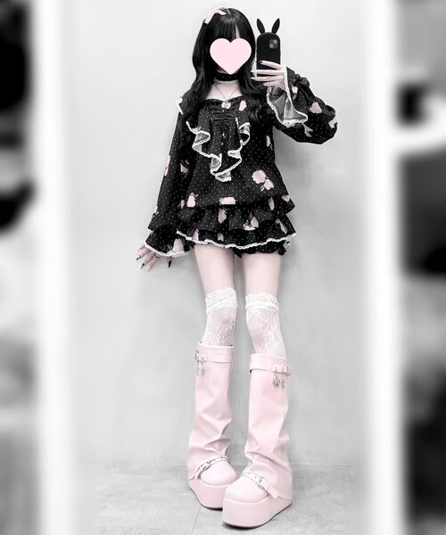 OLIVE des OLIVE(オリーブデオリーブ)の「【インフルエンサー企画】miko rose blouse(シャツ/ブラウス・レディース・ピンク/ブラック・FREE)」の6枚目の写真