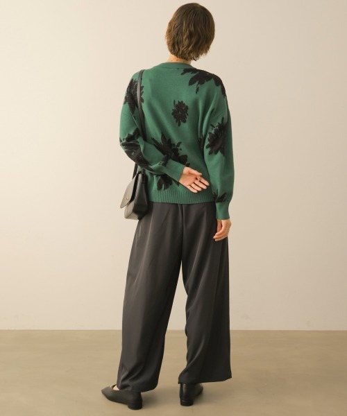Bou Jeloud(ブージュルード)の「フラワージャガード柄ニットプルオーバー(Tシャツ/カットソー・レディース・グリーン/グレー/ブラック・FREE)」の16枚目の写真