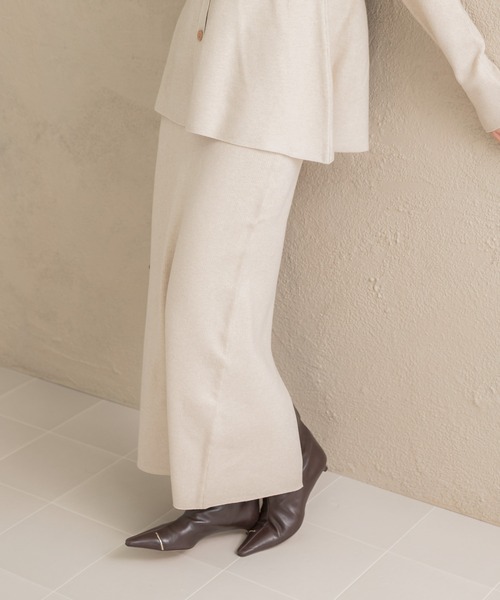 URBAN RESEARCH ROSSO WOMEN(アーバンリサーチ ロッソ)の「カシミヤシルク混ペプラムニットアップ(ニット/セーター・レディース・ブラック/ライトベージュ・FREE)」の13枚目の写真